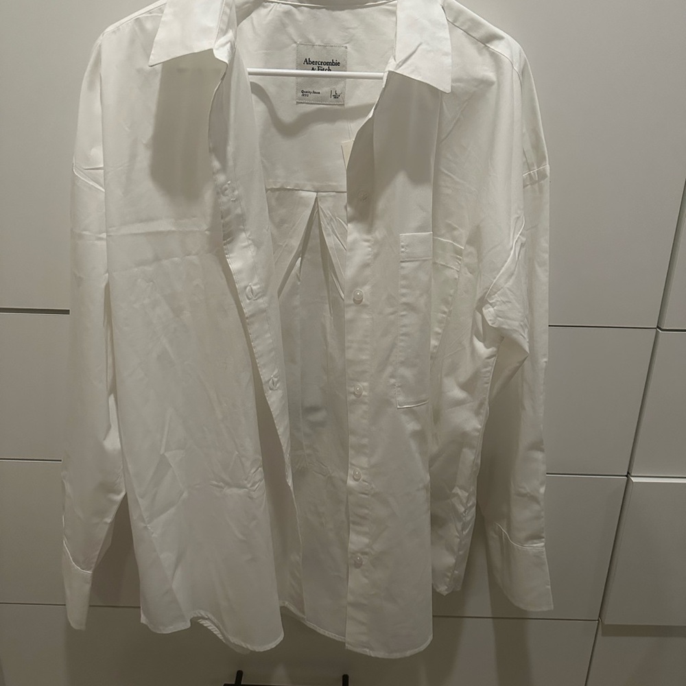 Abercrombie Oversized Women’s Button Down
